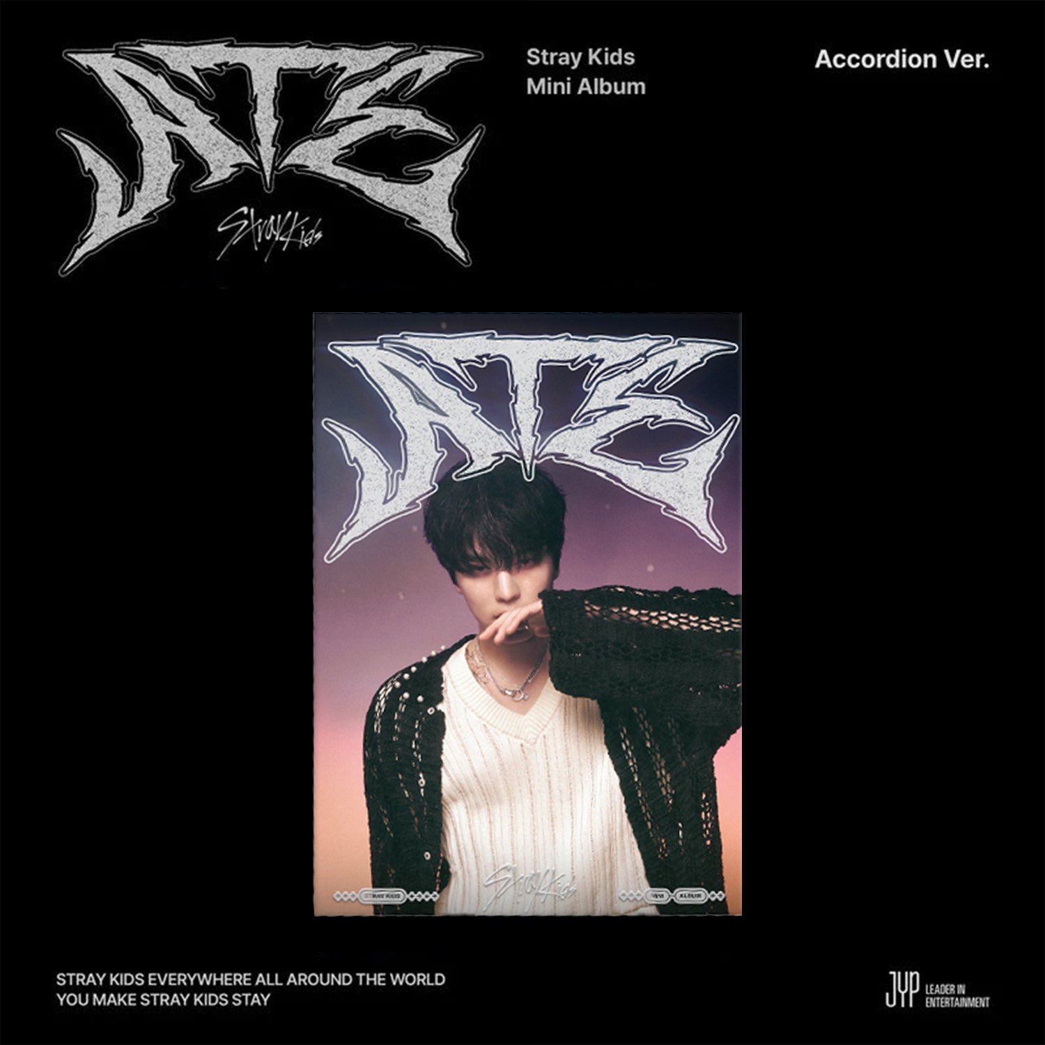 STRAY KIDS MINI ALBUM 'ATE' (ACCORDION) SEUNGMIN VERSION COVER