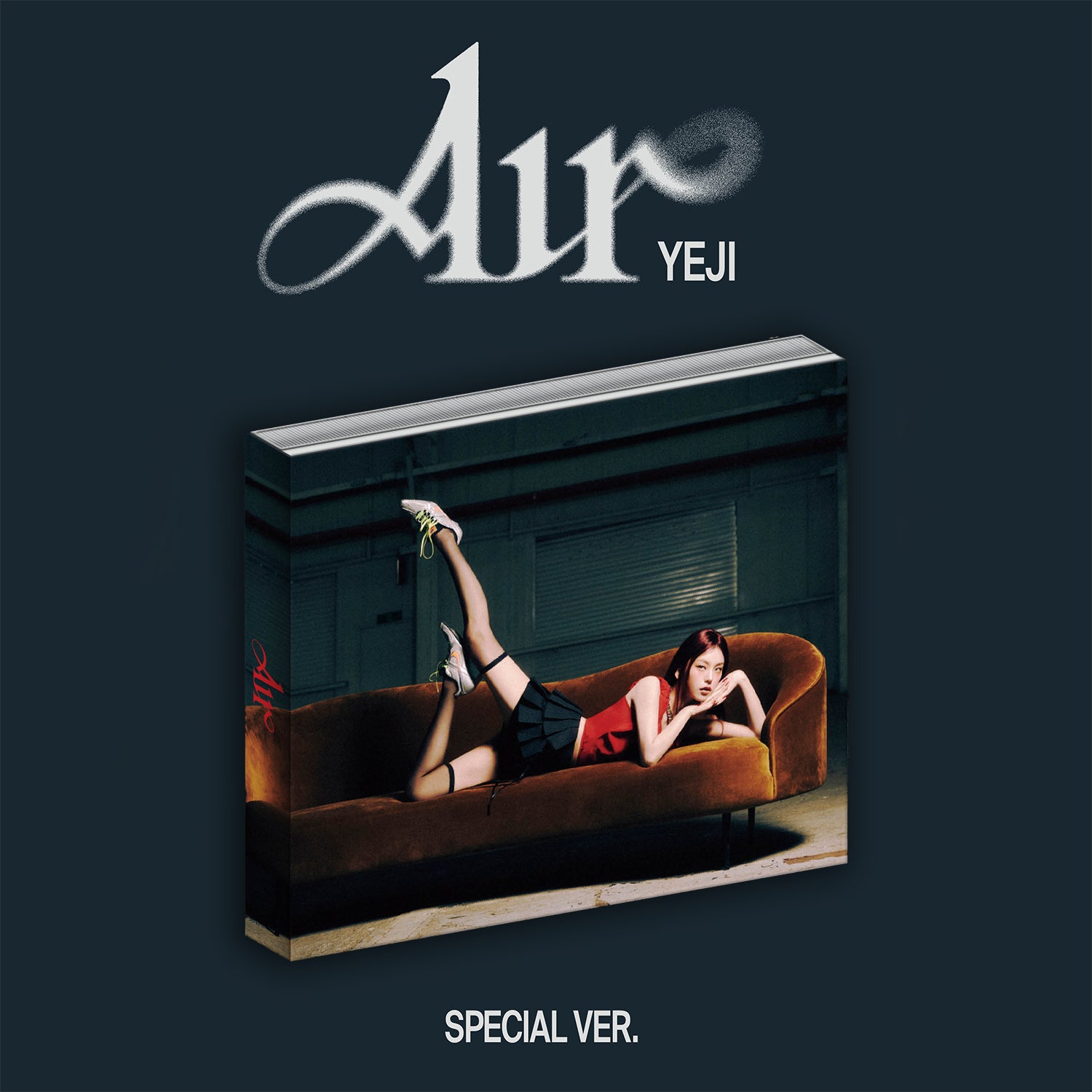 YEJI 1ST MINI ALBUM 'AIR' (SPECIAL) A VERSION COVER